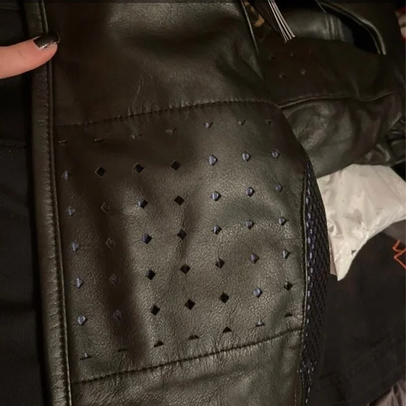 - Harley Davidson Women’s Mesh & Perforated … - Picture 6 of 7